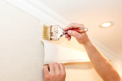 Pose de papier peint à la Planche — revêtements muraux et toiles de verre